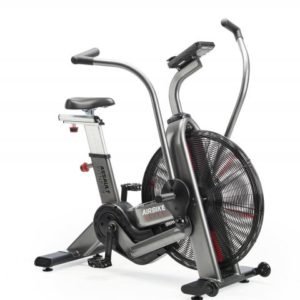 versaclimber vs assault bike