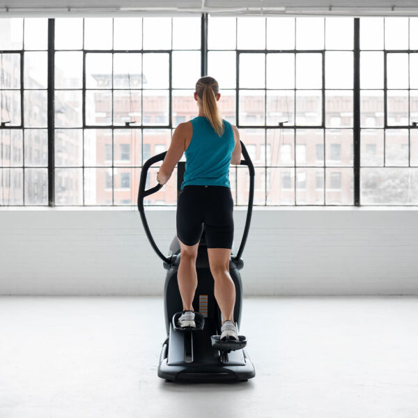 TRUE Fitness Gravity Cross Trainer